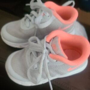 Nike Kids Sneakers in Gray and Coral